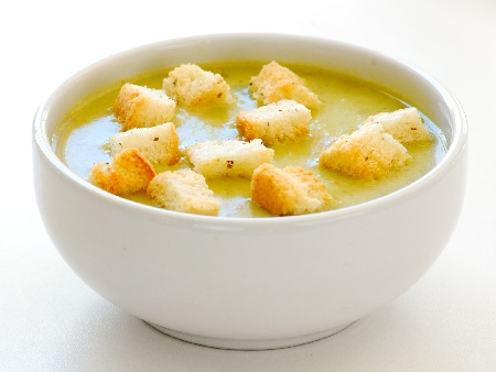Крем супа от тиквички и картофи със заквасена сметана - снимка на рецептата